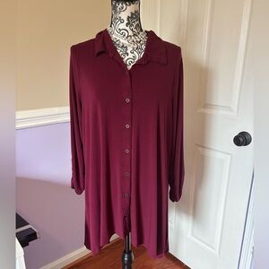 Kim Rogers Garnet Solid, button up tunic. Long, size XL